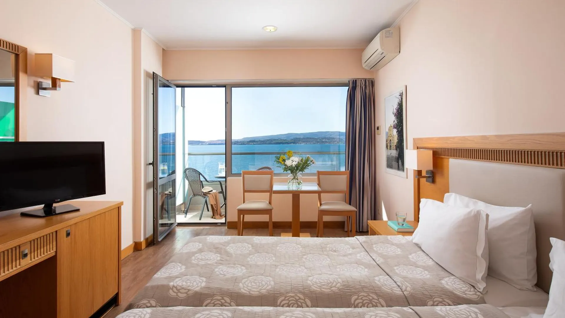 **** Hotel Mediterranee Argostoli  Grækenland